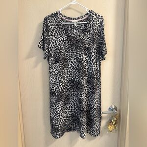 Soma Leopard Animal Print Short Sleeve Sleep shirt sz xl